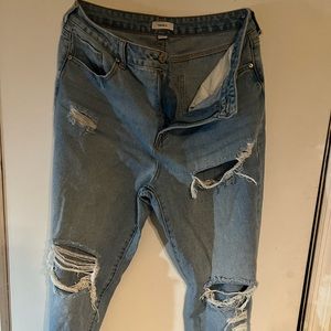 Ripped Forever 21 jeans.  Niiiiiiiiice!!